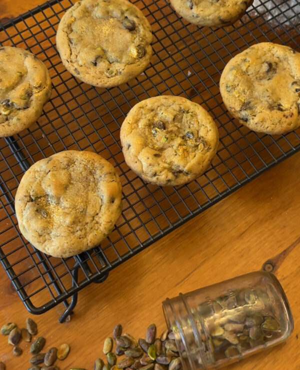 Pistachio Chocolate Chip Cookies
